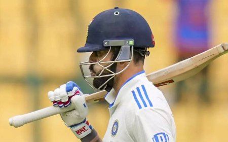 Australia looks like a huge mountain to climb: Gavaskar