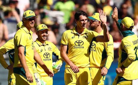 Watch: Pat Cummins' brute of a bouncer to dismiss Kamran Ghulam